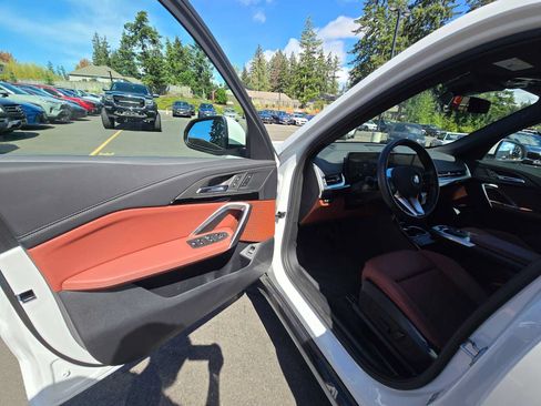 Used 2026 BMW X1 xDrive28i w/ Technology Package AWD/4WD image 20