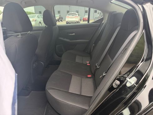 Certified 2023 Nissan Sentra SV FWD image 34