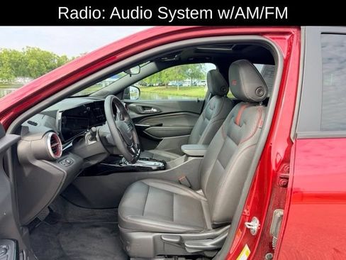 Used 2024 Chevrolet Trax RS w/ Sunroof Package FWD image 8