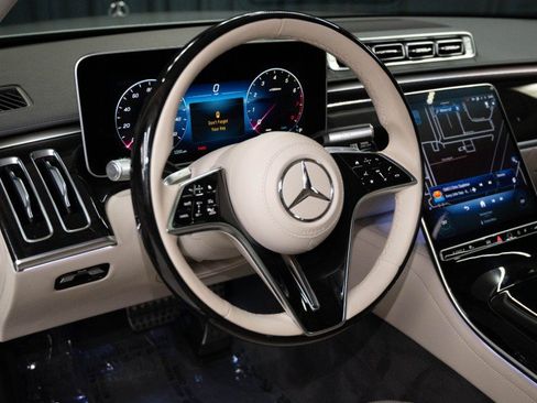 Certified 2023 Mercedes-Benz S 580 4MATIC Sedan image 17