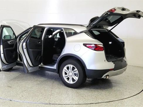 Used 2021 Chevrolet Blazer LT FWD image 12