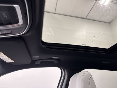 New 2026 Jeep Cherokee Limited AWD/4WD image 36