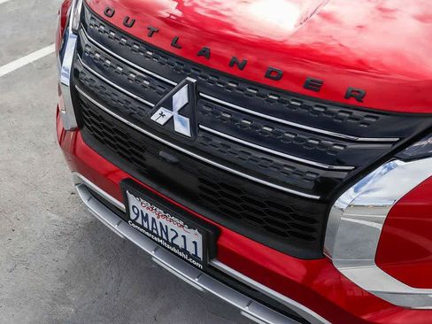 Used 2023 Mitsubishi Outlander SEL FWD image 8