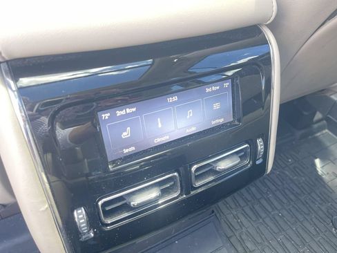 Used 2022 Lincoln Aviator Reserve w/ Equipment Group 201A AWD/4WD image 30