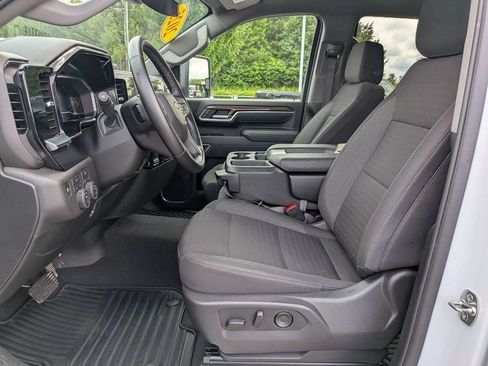 Used 2025 Chevrolet Silverado 2500 LT w/ Convenience Package AWD/4WD image 20