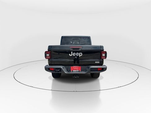 Used 2022 Jeep Gladiator Overland w/ Popular Equipment Package AWD/4WD image 7