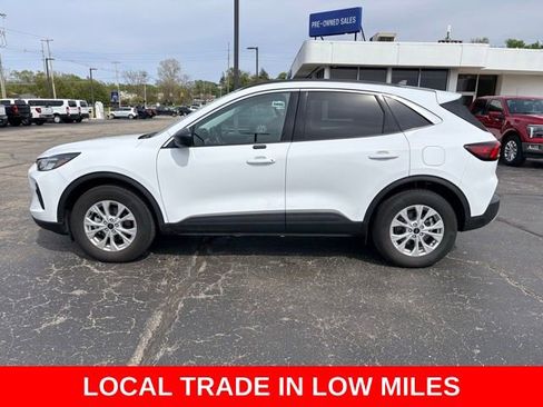 Used 2024 Ford Escape Active w/ Tech Pack #1 AWD/4WD image 2