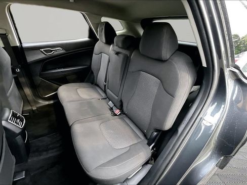 Used 2023 Kia Sportage LX AWD/4WD image 19