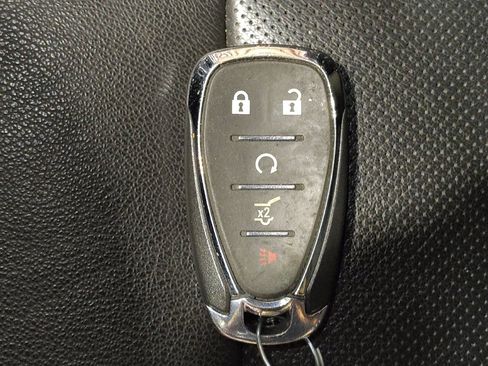 Used 2022 Chevrolet Blazer LT image 32