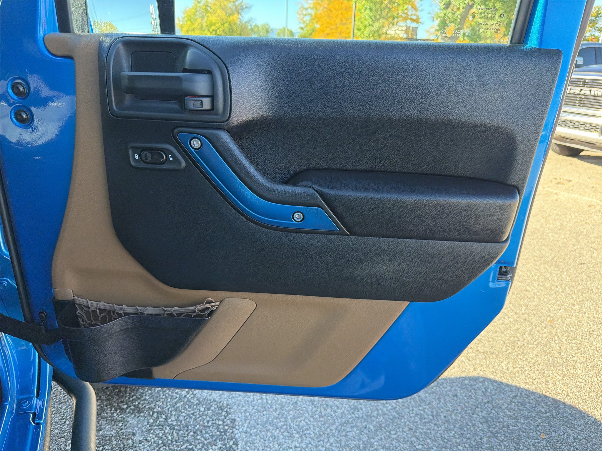 Used 2016 Jeep Wrangler Unlimited Sahara AWD/4WD image 20