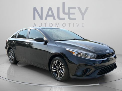 Used 2024 Kia Forte LXS FWD image 7