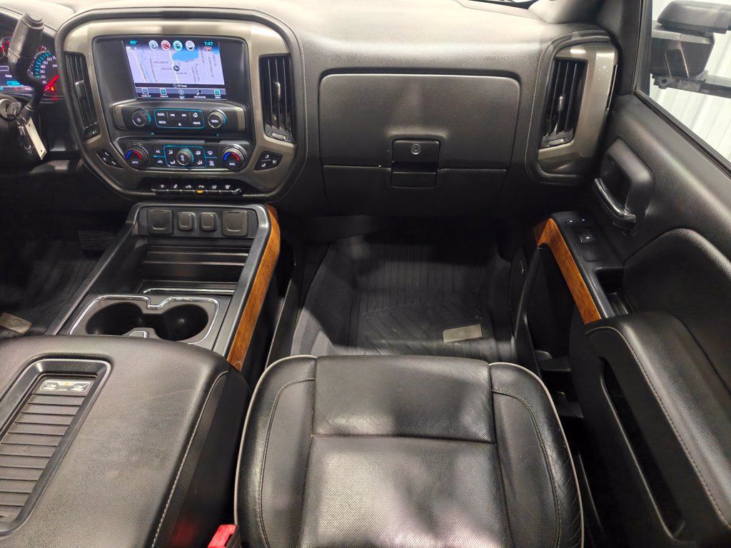 Used 2018 Chevrolet Silverado 2500 High Country w/ Duramax Plus Package AWD/4WD image 28