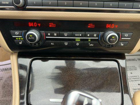 Used 2011 BMW 535i 4dr Sdn 535i RWD image 29