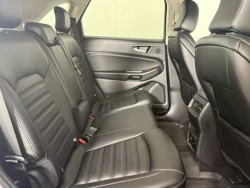 Used 2022 Ford Edge SEL w/ Convenience Package image 10
