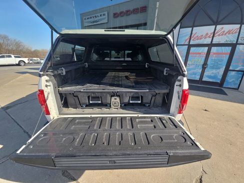 Used 2016 Ford F150 Limited image 28