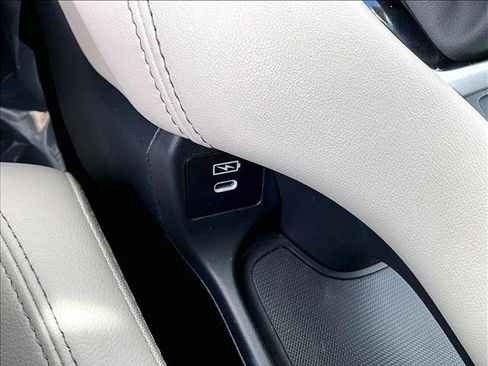 Used 2025 Honda HR-V EX-L image 26