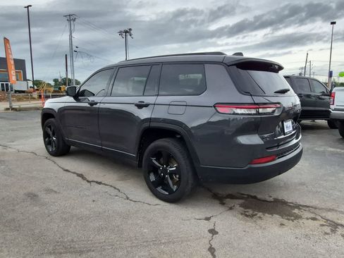 Used 2025 Jeep Grand Cherokee L Limited w/ Luxury Tech Group II AWD/4WD image 6