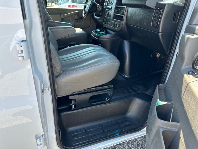 Used 2019 Chevrolet Express 2500 w/ Driver Convenience Package RWD image 25