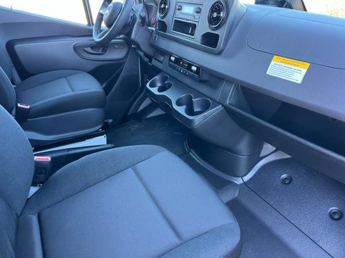 Used 2026 Mercedes-Benz Sprinter 2500 image 16