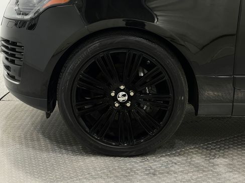 Used 2019 Land Rover Range Rover HSE image 35