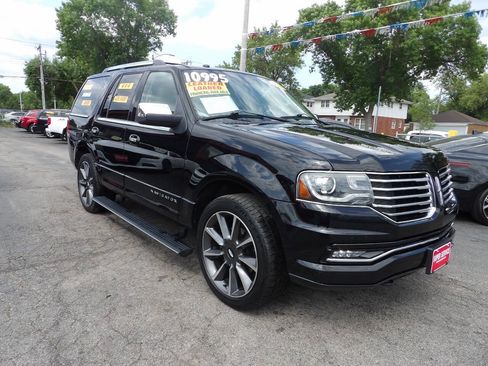 Used 2016 Lincoln Navigator Reserve AWD/4WD image 3