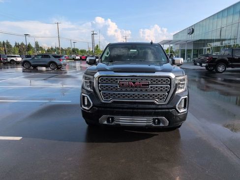 Used 2019 GMC Sierra 1500 Denali w/ Driver Alert Package II AWD/4WD image 2