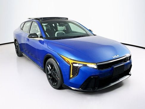 New 2025 Kia K4 GT-Line Turbo image 3