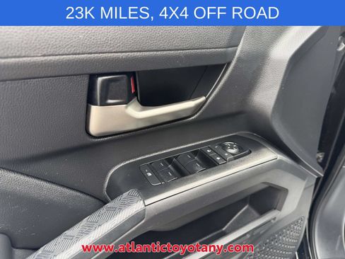 Used 2024 Toyota Tacoma TRD Off-Road AWD/4WD image 20