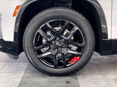 Used 2023 Chevrolet Traverse Premier w/ Redline Edition AWD/4WD image 8