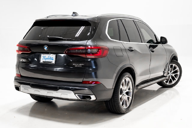 Used 2022 BMW X5 xDrive40i w/ Premium Package AWD/4WD image 32