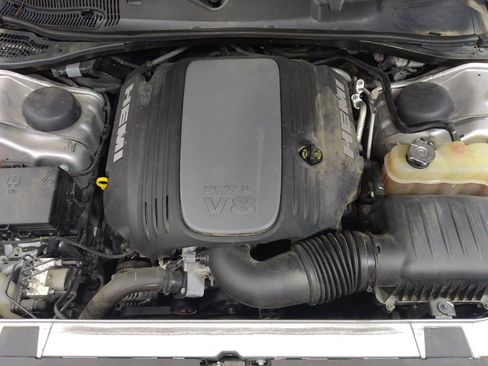 Used 2018 Dodge Challenger R/T Plus RWD image 30