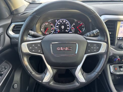 Used 2022 GMC Acadia SLT w/ Elevation Edition image 12