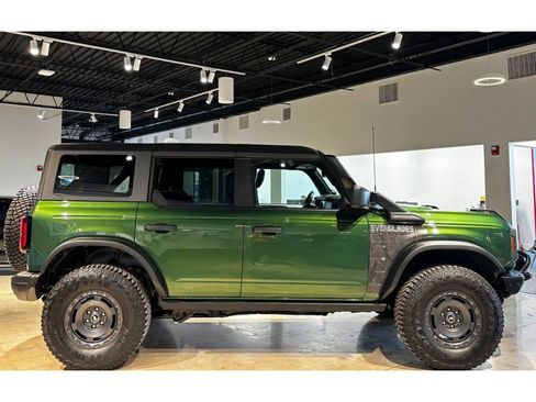 Used 2024 Ford Bronco Everglades image 10