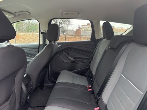 Used 2013 Ford Escape SE image 17