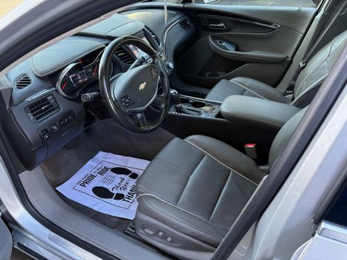 Used 2017 Chevrolet Impala Premier FWD image 10