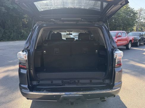 Used 2014 Toyota 4Runner Limited AWD/4WD image 6