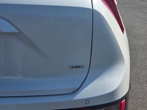 Used 2023 Kia Niro EX FWD image 33