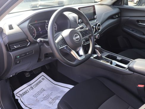 Used 2024 Nissan Sentra SV w/ Lighting Package FWD image 20