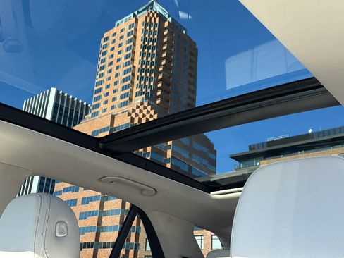 New 2026 Mercedes-Benz GLE 450 4MATIC image 26