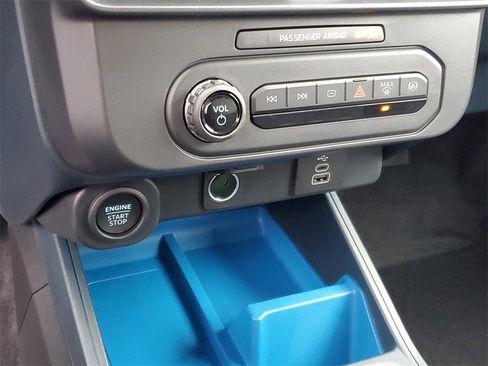 New 2025 Ford Maverick XLT w/ XLT Luxury Package image 20