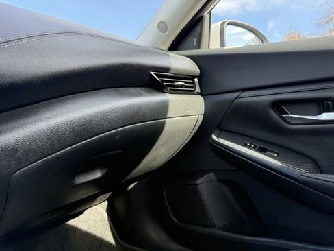 Used 2021 Nissan Sentra SV image 28