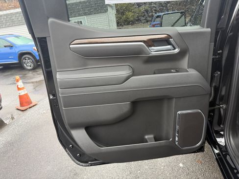 New 2026 GMC Sierra 1500 Elevation w/ Elevation Premium Package image 17