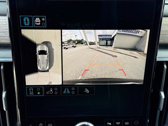 Used 2024 GMC Acadia Denali AWD/4WD image 22