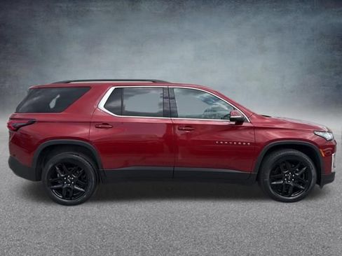Used 2023 Chevrolet Traverse LT AWD/4WD image 5