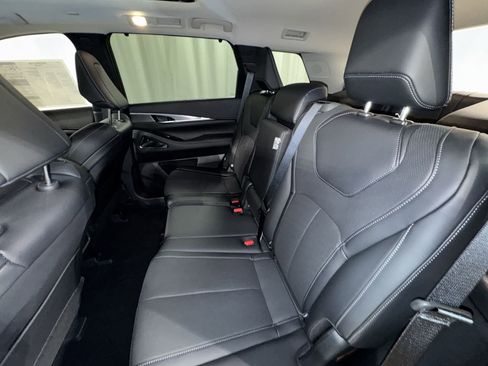 Certified 2026 INFINITI QX60 Luxe w/ Cargo Package image 28