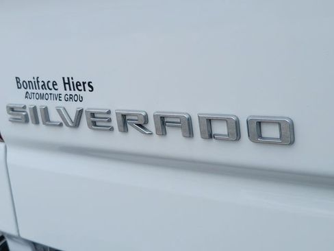 Used 2024 Chevrolet Silverado 1500 Custom image 9