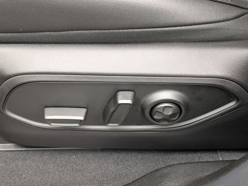 New 2025 Jeep Grand Cherokee Limited image 21