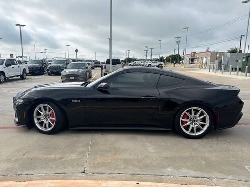 Used 2024 Ford Mustang GT Premium RWD image 6