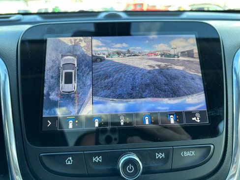 Used 2021 Chevrolet Equinox Premier image 32