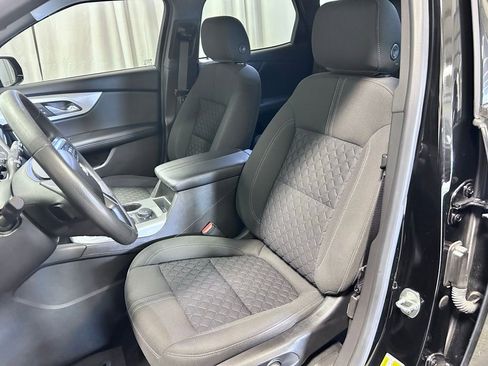 Used 2021 Chevrolet Blazer LT image 3